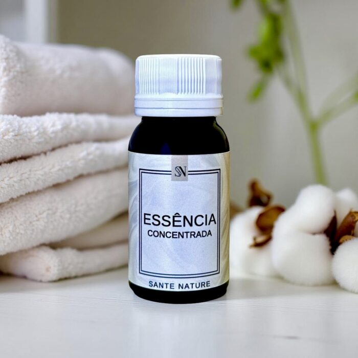Suavidade perfumada e frescor elegante para ambientes acolhedores. A Essência Flor de Algodão é uma fragrância leve, limpa e envolvente, que transmite sensação de conforto, serenidade e bem-estar. Inspirada na delicadeza dos tecidos recém-lavados e na pureza das flores brancas, seu aroma é ideal para criar ambientes tranquilos, sofisticados e agradáveis.